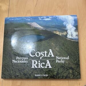 COSTA RICA National Parks by Mario A. Boza‎ a bilingual coffee table book 1988